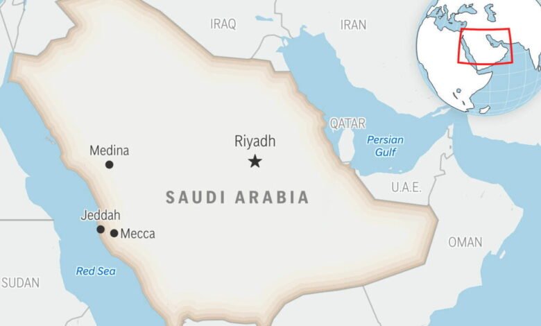 Houthi attacks on Saudi Arabia ignite fires at oil facilities and wound 73 people Houthi attacks on Saudi Arabia ignite fires at oil facilities and wound 73 people