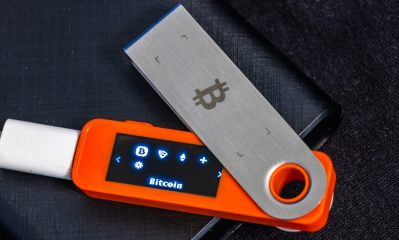 What is a cold wallet and how does it work? What is a cold wallet and how does it work?