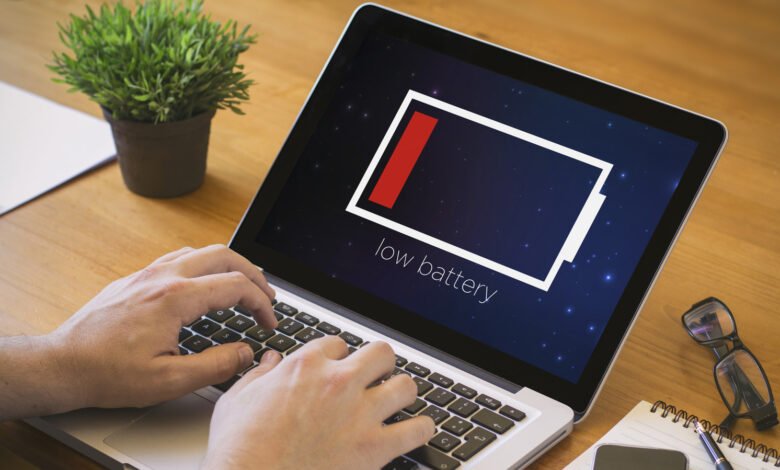 How Long Should A Laptop Battery Last On A Single Charge? How Long Should A Laptop Battery Last On A Single Charge?
