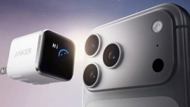What is the Anker ‘smart display charger’ and what does that screen even do?