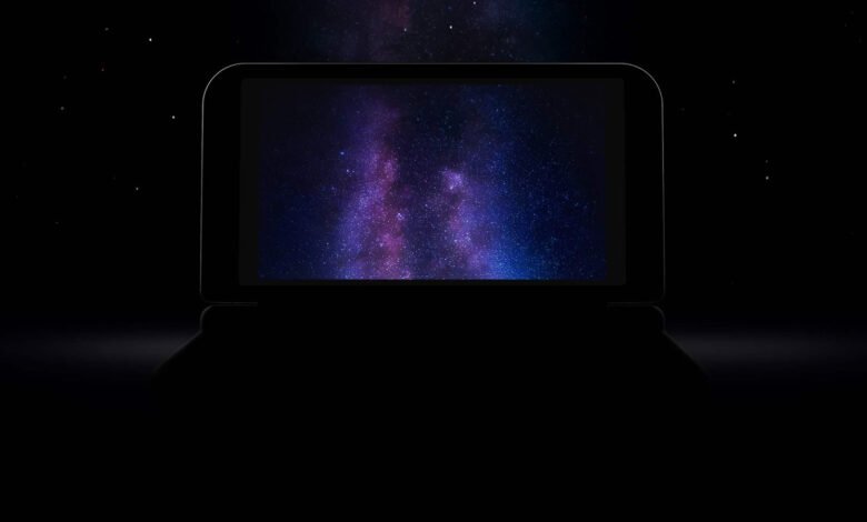 Retroid just teased its take on a dual-screen handheld for Nintendo DS fans Retroid just teased its take on a dual-screen handheld for Nintendo DS fans