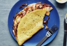 Cheesy Apple Omelet