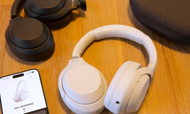 Six years later, Sony revisits its legendary XM4 headphones Six years later, Sony revisits its legendary XM4 headphones