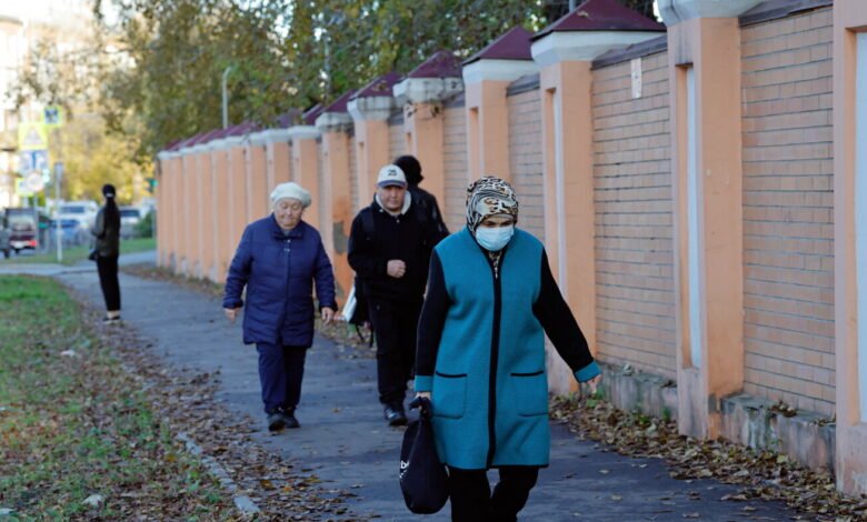 Did Russia play by the principles in reporting lab employee’s demise?